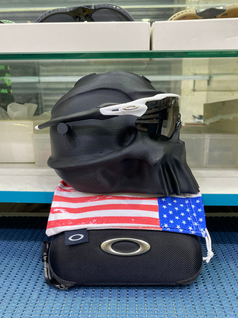 RADAR EV CUSTOM - WHITE BLACK