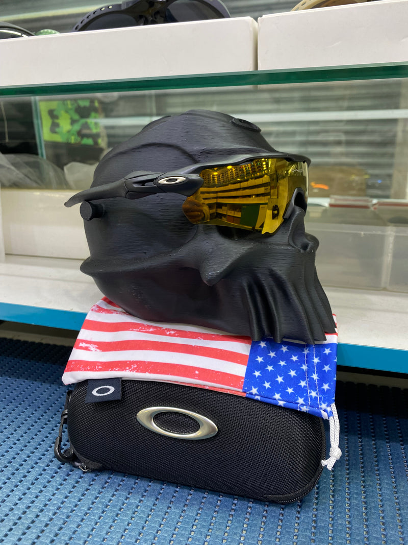 RADAR EV CUSTOM - BLACK GOLDEN